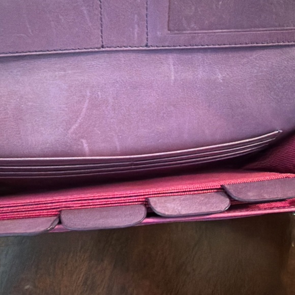 Abas Pink Clutch - Picture 5 of 6